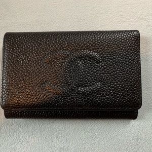 Auth Chanel key holder